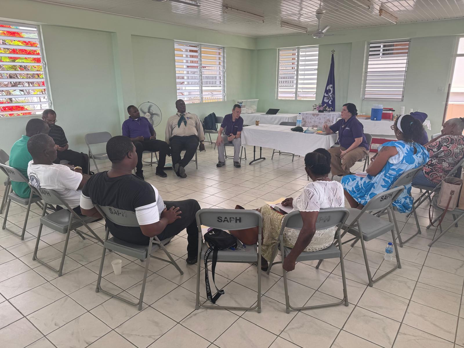 Taller con scouts de Dominica